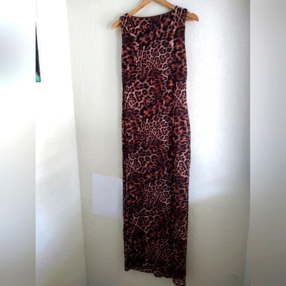 Missguided Leopard Ankle Grazer Boat Neck Sleeveless Maxi Dress - Picture 4 of 9